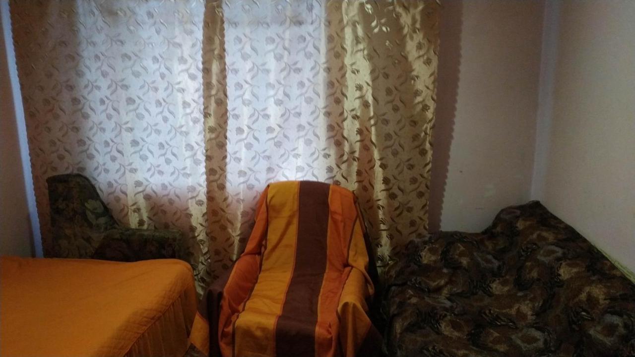 Flats Apartment Izyum Ngoại thất bức ảnh